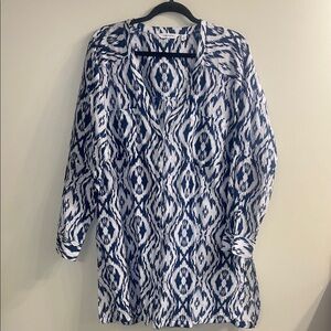 Athleta Blue and White Patterned Tunic